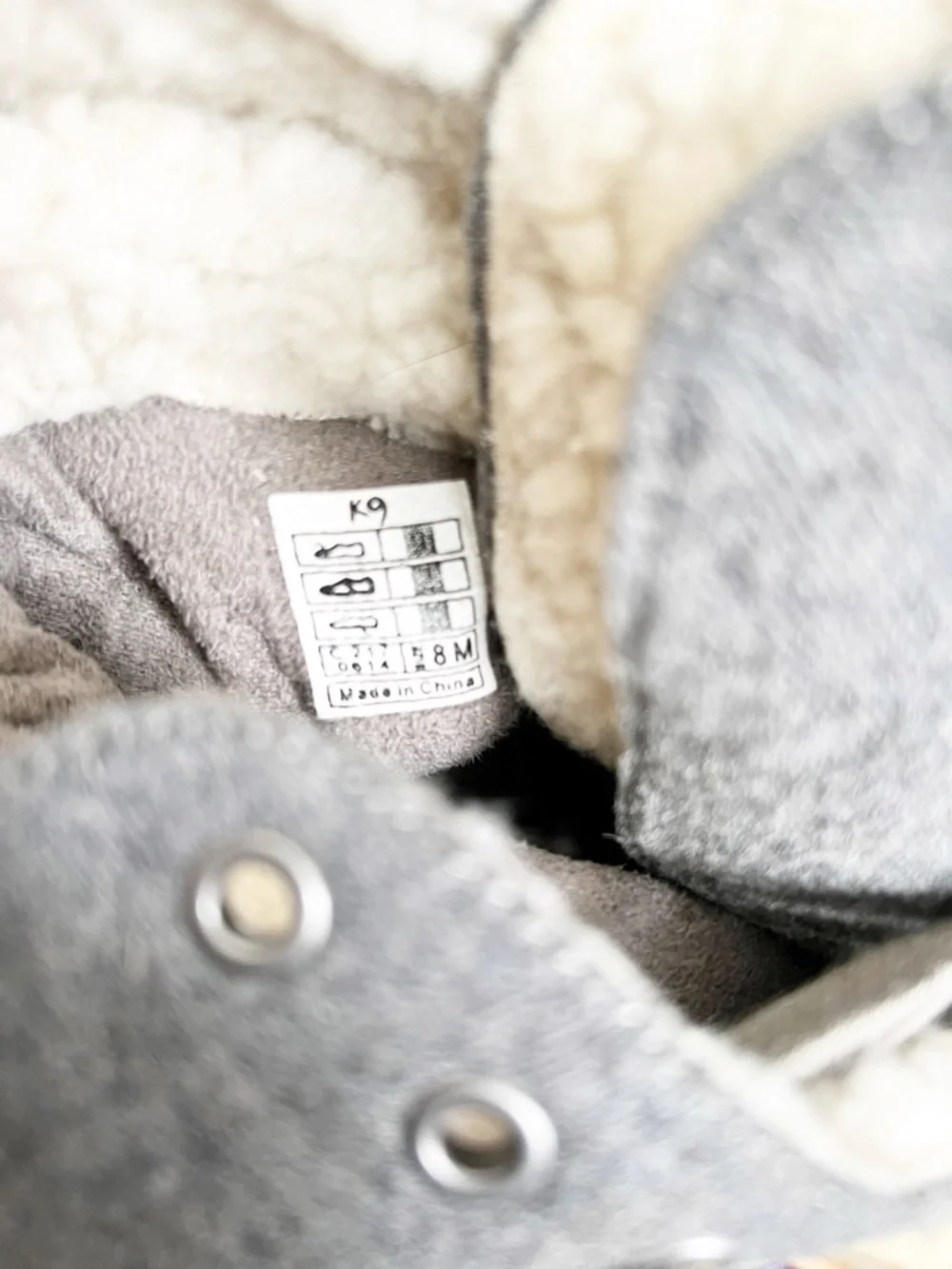 SZ 8 Gray Felt Lace-Up High-Top Boots Wool Lining